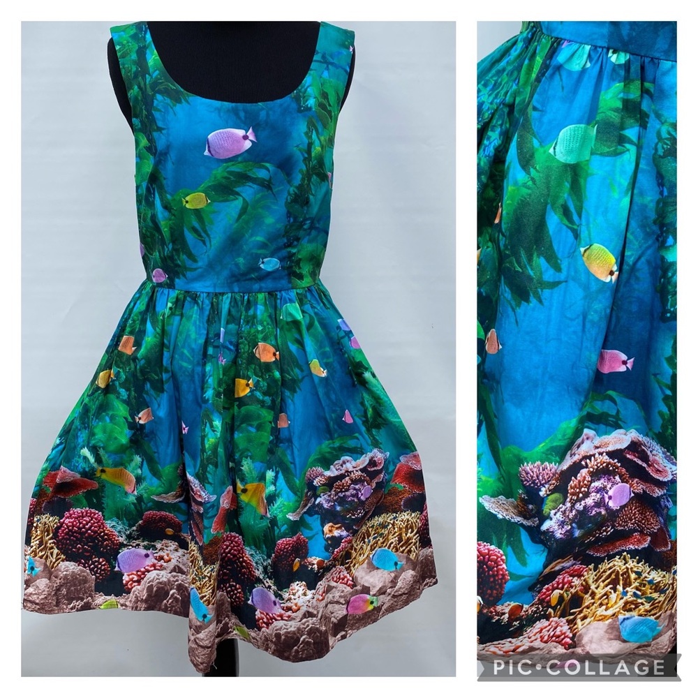 - MODCLOTH Ocean Lovers Inspired Dress Size Medium